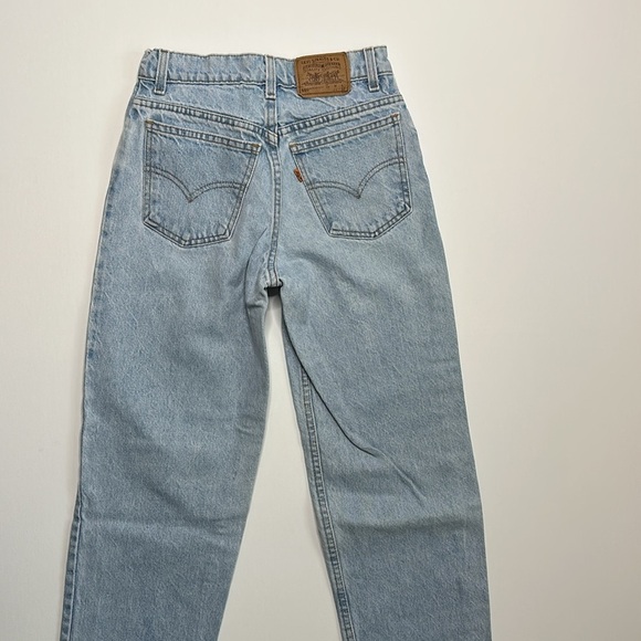 Vintage 1990s Levi’s Denim Jeans - Picture 4 of 10